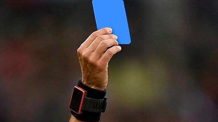 A FIFA döntött a kék lapokról